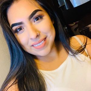 Meet your Posher, Marisol
